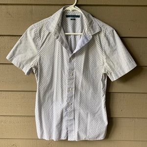 Perry Ellis short sleeve button down, size small.
